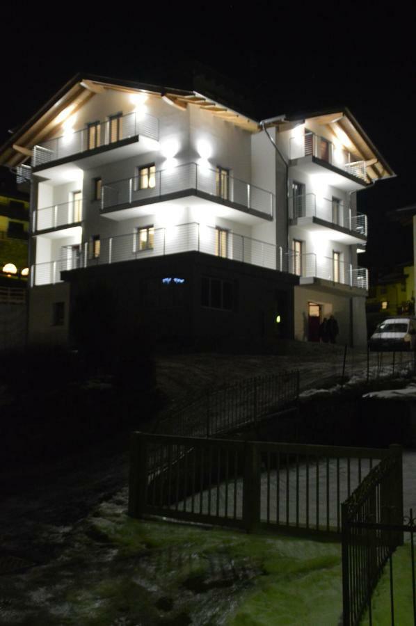 Casa Ai Stabli Apartment Mezzana  Bagian luar foto