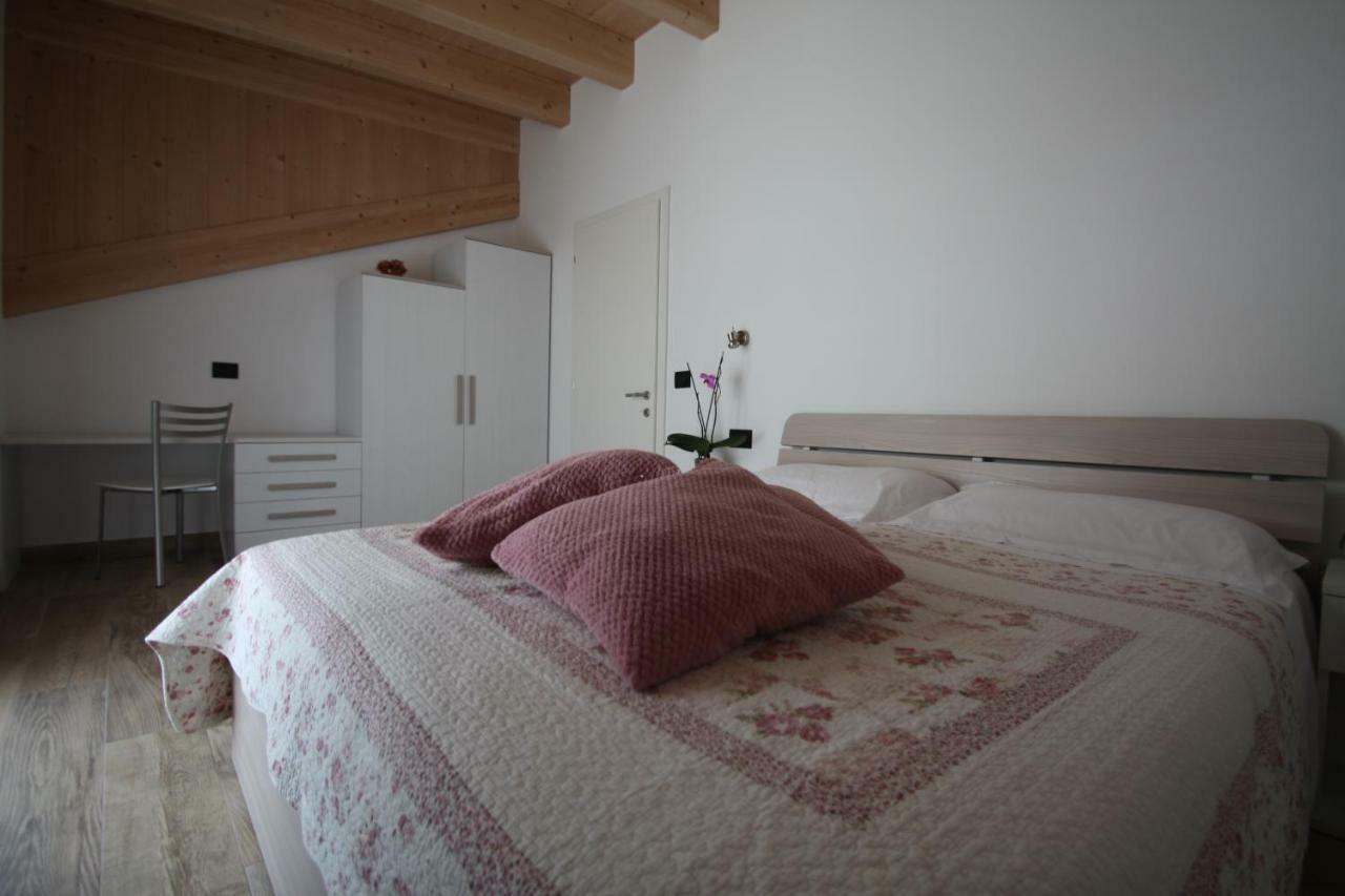 Casa Ai Stabli Apartment Mezzana  Bagian luar foto