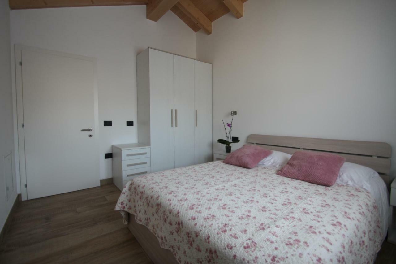 Casa Ai Stabli Apartment Mezzana  Bagian luar foto