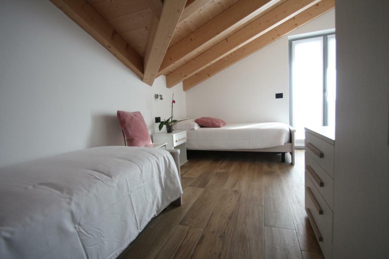 Casa Ai Stabli Apartment Mezzana  Bagian luar foto